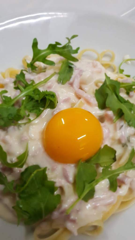 Pâtes à la carbonara Bobigny